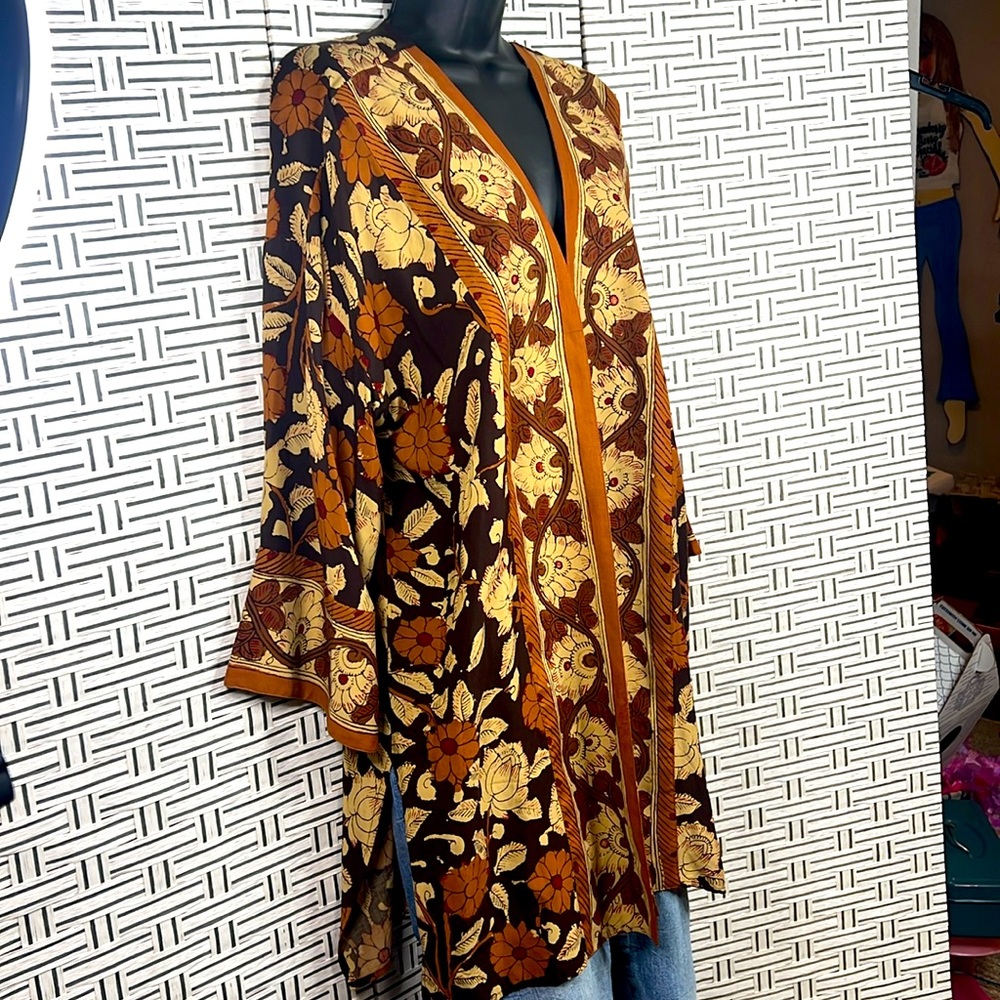 Soft Surroundings, boho women’s blousy kimono style shrug. - Picture 3 of 14